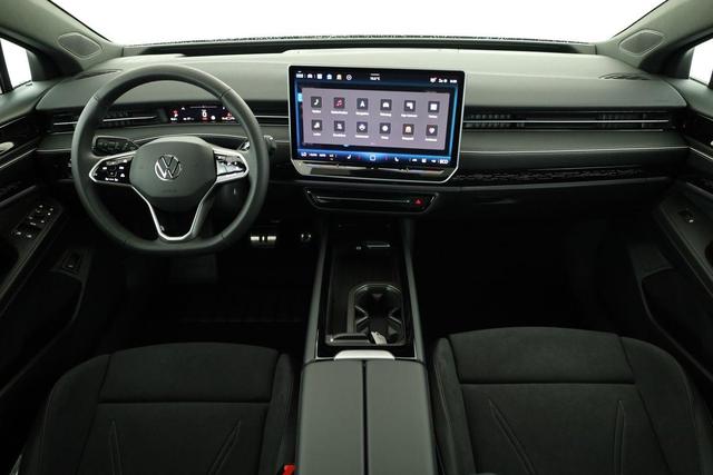 Volkswagen ID.7 Limousine Pro 210 kW Black, AHK, HuD, IQ.Light, IQ.Drive, AreaView, Side, Winter, 19-Zoll 