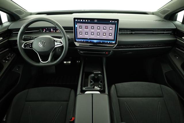Volkswagen ID.7 Limousine Pro 210 kW Black, AHK, HuD, IQ.Light, IQ.Drive, AreaView, Side, Winter, 19-Zoll 