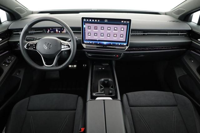 Volkswagen ID.7 Limousine Pro 210 kW Black, AHK, HuD, IQ.Light, IQ.Drive, AreaView, Side, Winter, 20-Zoll 
