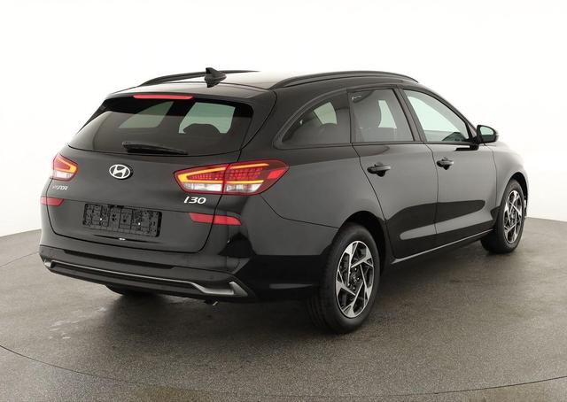 Hyundai i30 Kombi 1.6 T-GDI DCT, Navi, Kamera, Winter, 16-Zoll, 5 J.-Garantie 