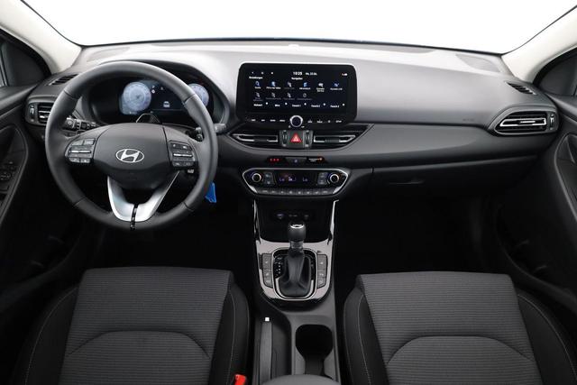 Hyundai i30 Kombi 1.6 T-GDI DCT, Navi, Kamera, Winter, 16-Zoll, 5 J.-Garantie 