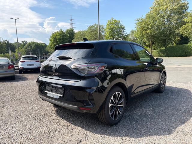 Renault / Clio / Schwarz / / / 