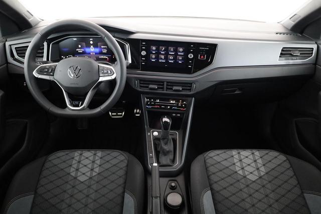 Volkswagen Taigo R-Line 1.5 TSI DSG R-LINE, AHK, Navi, IQ.Light, Kamera, ACC, Winter 