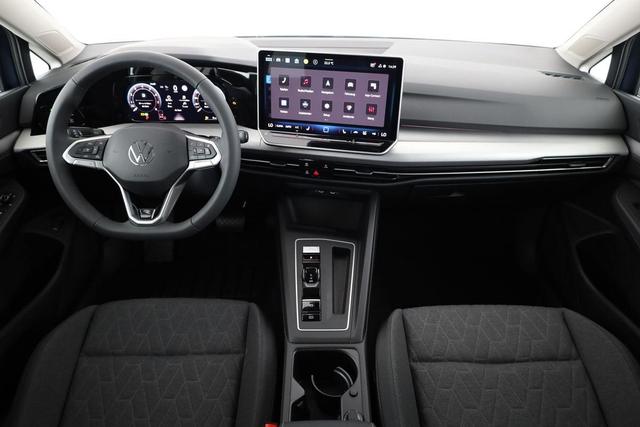 Volkswagen Golf Variant 1.5 eTSI 110 kW Life VIII DSG Life, AHK, easyOpen, Kamera, LED, Side, 3 J.-Garantie 