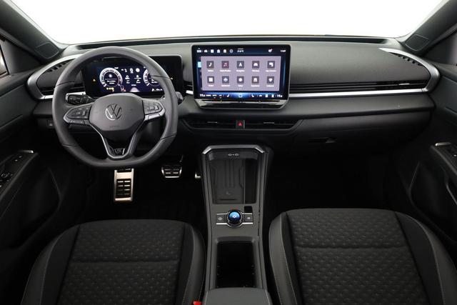 Volkswagen T-Roc 1.5 eTSI 110 kW R-Line DSG Black, neues Modell, 19-Zoll, Winter, sofort 