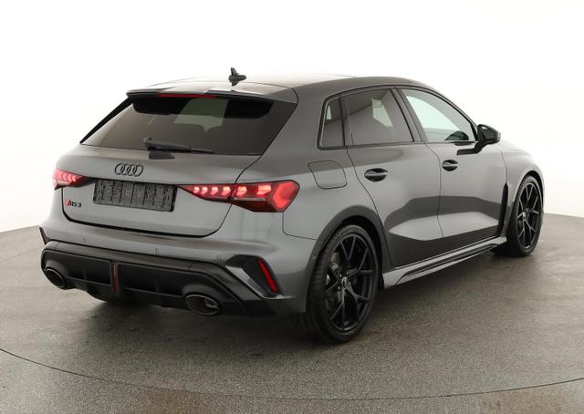 Audi RS3 Sportback 2.5 294 kW TFSI quattro quattro, Pano, SONOS, Matrix, Sportabgas, Side, 5 J.-Garantie 