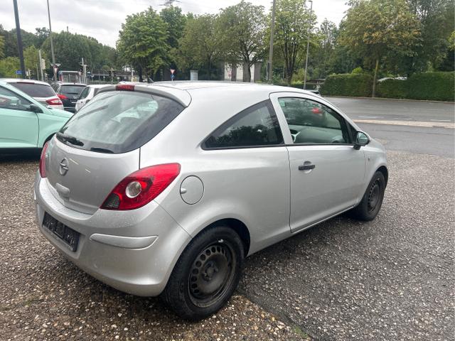 Opel / Corsa / Silber / / / Corsa D 1.2 Selection