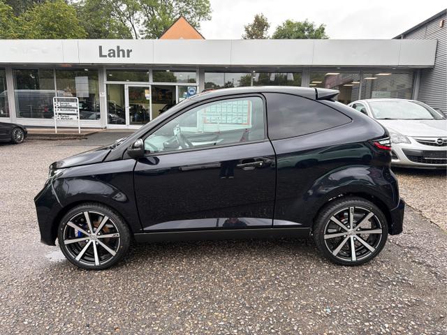 Aixam / Coup&eacute; GTI Diesel S10-02 / Schwarz / / / 