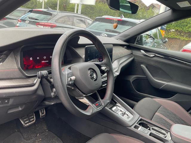 Skoda Octavia Combi RS 2.0 TDI DSG, Navi, Matrix, Side, Winter 