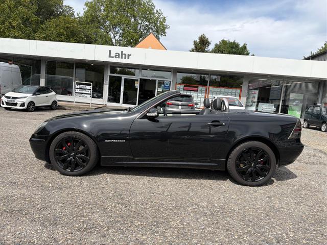 Mercedes-Benz / SLK-Klasse / Schwarz / / / 