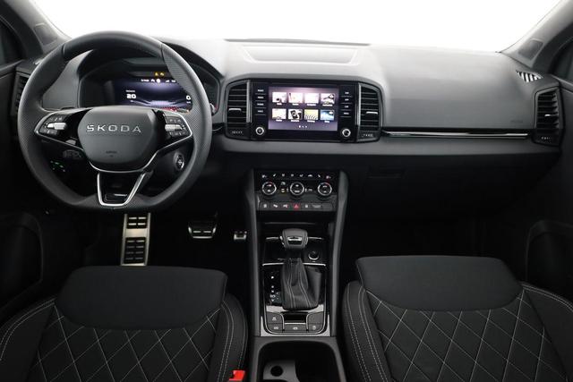 Skoda Karoq Sportline 1.5 TSI DSG Sportline, Pano, AHK, Navi, CANTON, Matrix, AreaView, Side, Kamera, el. Klappe, FS-beheizbar, 5 J.-Garantie 