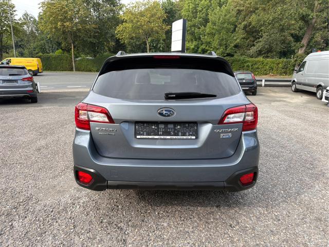 Subaru / Outback / Blau / / / 