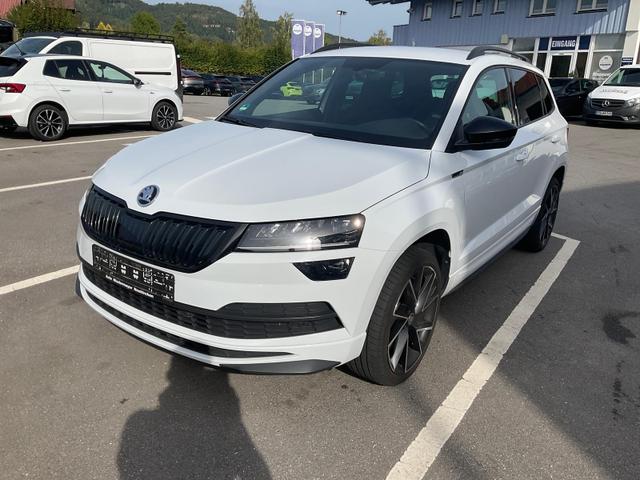 Skoda Karoq - Sportline 1.5 TSI DSG Sportline, AHK, Navi, el. Klappe, ACC, Kamera, 19-Zoll