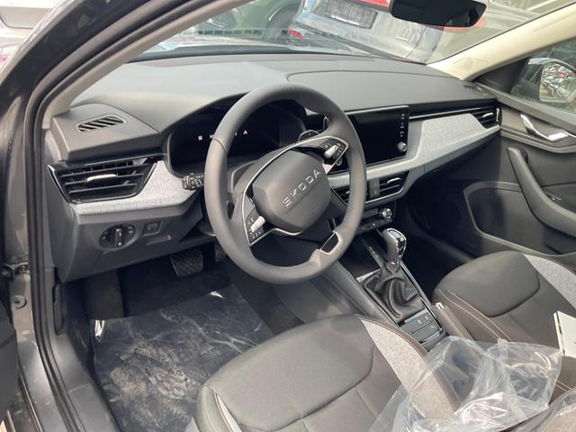 Skoda Kamiq Selection 1.0 TSI DSG Selection, AHK, LED, Kamera, Winter, 16-Zoll, 4 J.-Garantie 
