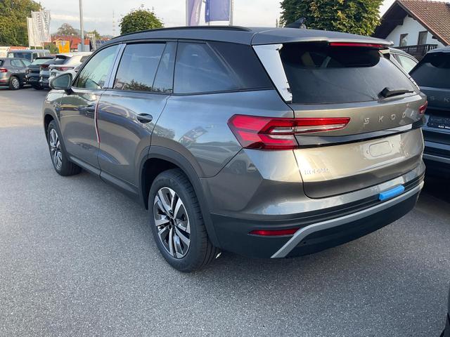 Skoda Kodiaq 1.5 TSI mHEV 110 kW Selection DSG Selection, AHK, Navi, Side, el. Klappe, Kamera, 18-Zoll, 5 J.-Garantie 