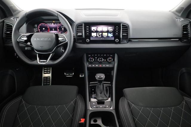 Skoda Karoq Sportline 1.5 TSI DSG Sportline, Navi, CANTON, Matrix, AreaView, Side, el. Klappe, FS-beheizbar, 5 J.-Garantie 