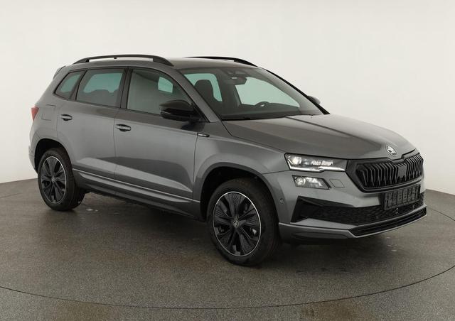 Skoda Karoq Sportline 1.5 TSI DSG Sportline, Pano, AHK, Navi, CANTON, Matrix, AreaView, Side, el. Klappe, FS-beheizbar, 5 J.-Garantie 