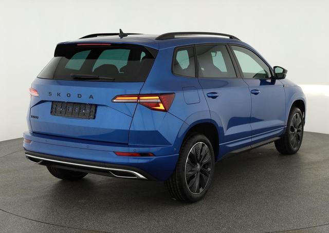 Skoda Karoq Sportline 1.5 TSI DSG Sportline, Pano, AHK, Navi, CANTON, Matrix, AreaView, Side, el. Klappe, FS-beheizbar, 5 J.-Garantie 