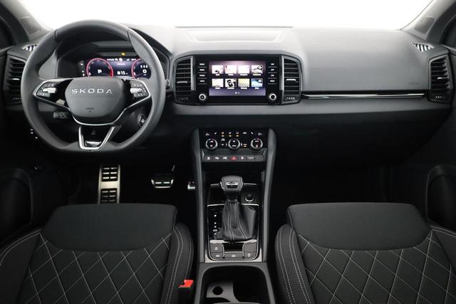 Skoda Karoq Sportline 1.5 TSI DSG Sportline, AHK, Navi, CANTON, Matrix, AreaView, Side, Kamera, el. Klappe, FS-beheizbar, 5 J.-Garantie 