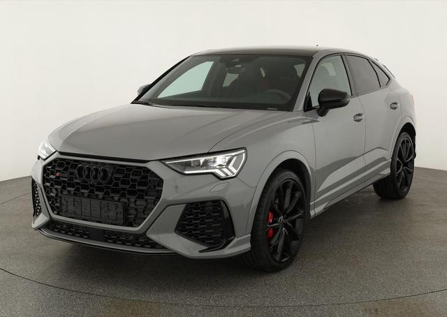 Audi RS Q3 Sportback - 2.5 TFSI quattro quattro, Matrix, Pano, SONOS, 21-Zoll, 1. Hand
