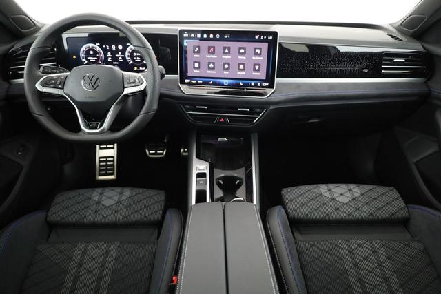 Volkswagen Passat Variant 2.0 TDI 110 kW R-line DSG Black, Pano, AHK, Navi, IQ.Light, Side, Kamera. el. Klappe, 19-Zoll, 5 J.-Garantie 