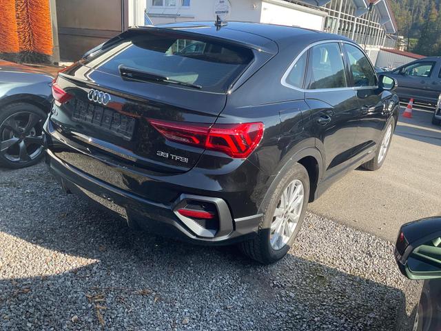 Audi Q3 Sportback 35 TFSI basis S-Tronic, AHK, Pano, Navi, Kamera, 18-Zoll 