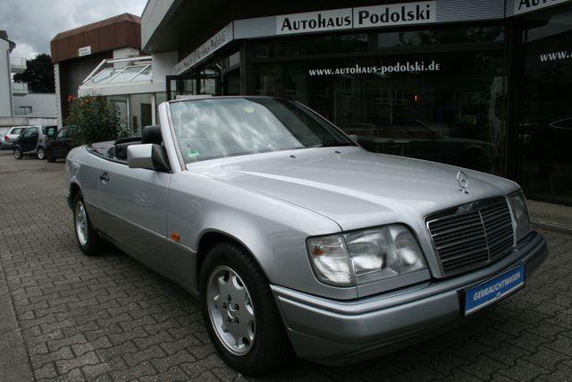 Mercedes-Benz E-Klasse - E 200 Cabriolet | Leder| Klima| Garantie|Tüv Neu