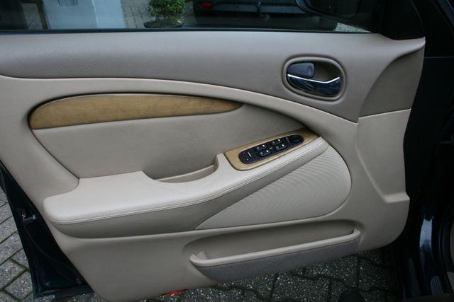 Jaguar S-Type 4.0 V8 | Vollasstattung |116 TKm.|Glas SD 