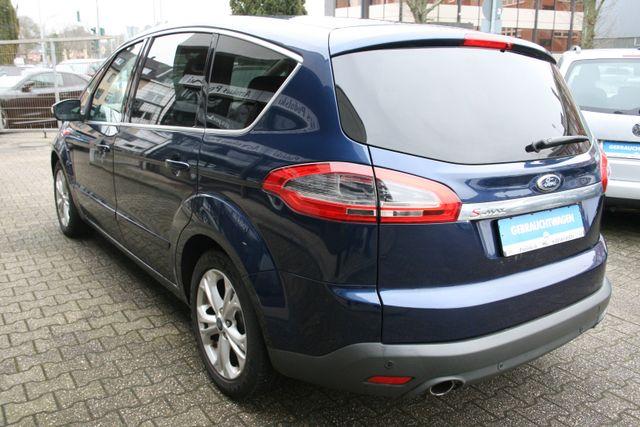 Ford S-MAX Titanium Automatik | 8-fach Bereift 