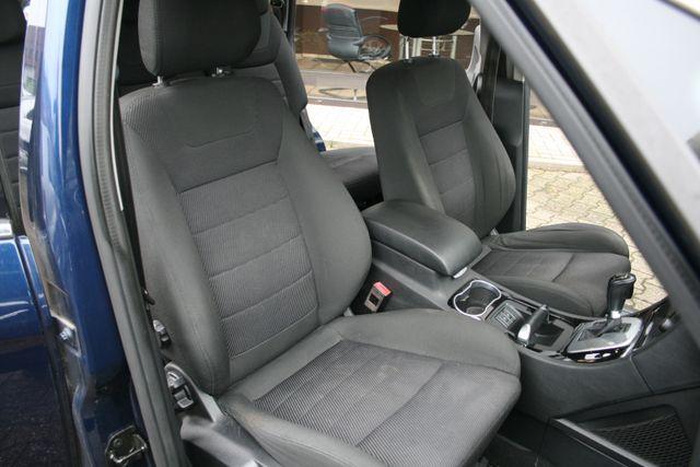 Ford S-MAX Titanium Automatik | 8-fach Bereift 