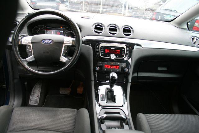 Ford S-MAX Titanium Automatik | 8-fach Bereift 