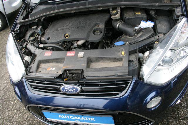 Ford S-MAX Titanium Automatik | 8-fach Bereift 