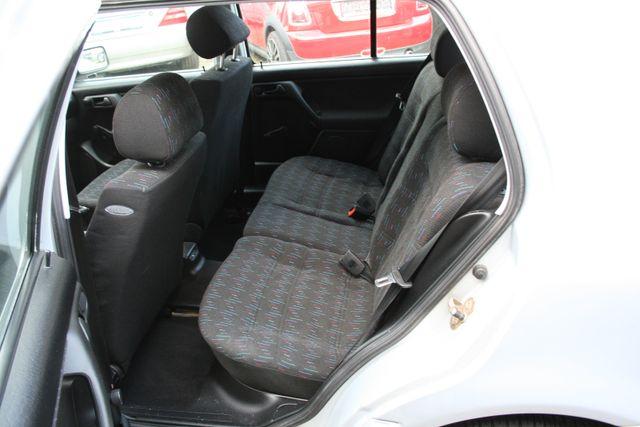 Volkswagen Golf III family 5 Türig,GlasSD.Met.Allwetterreif 