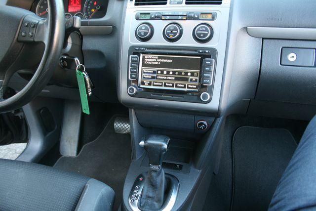Volkswagen Touran Freestyle Autom.Tempom.Sitz H.Klima, 