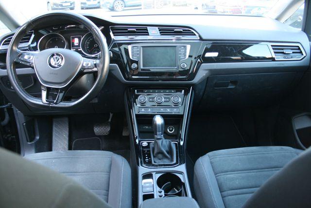 Volkswagen Touran Highline | Pano |7-Sitzer |AHK |S/W Räder 