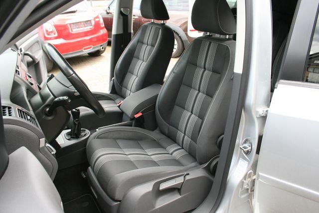 Volkswagen Touran Match |7-Sitze |S/W Räd|St.Kette Erneuert 