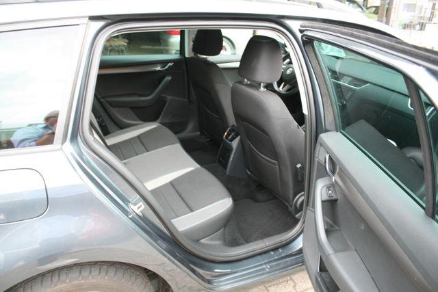 Skoda Octavia Combi Joy |Euro 6| 95 Tkm | AHK| S/W Rad 