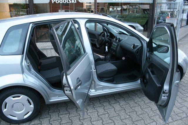 Ford Fiesta 1.3 51 kW Ambiente,Klima, Allwetterreifen 