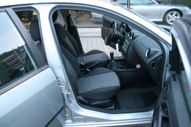 Ford Fiesta 1.3 51 kW Ambiente,Klima, Allwetterreifen 