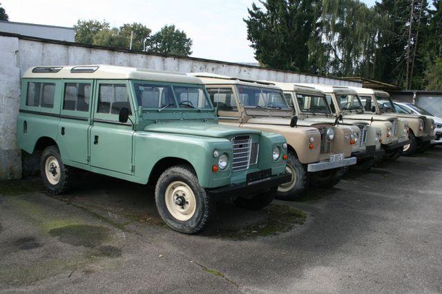 Land Rover Defender Santana Serie III| 6Sitzer| Oldtimer 