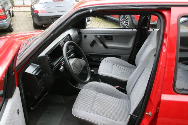 Volkswagen Golf II CL 1,6-70 Ps| Oldtimer| 1-Hand |Tüv 2026 