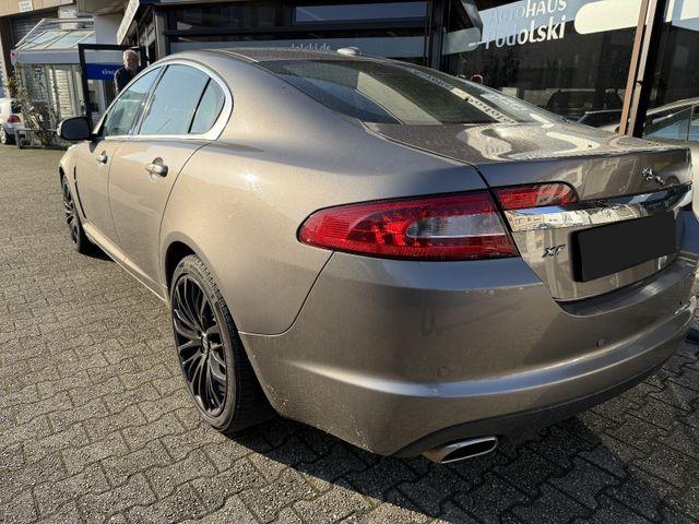 Jaguar XF 4.2 V8 Premium Luxury 