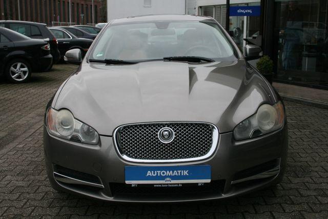 Jaguar XF 4.2 V8 Premium Luxury|Vollausstattung|Allwet. 