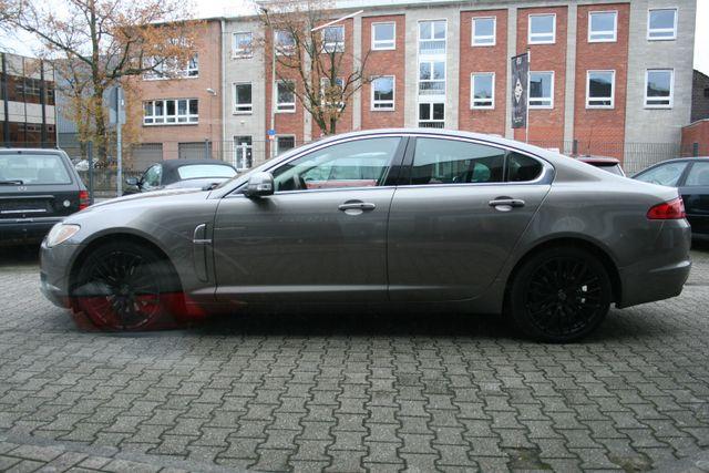 Jaguar XF 4.2 V8 Premium Luxury|Vollausstattung|Allwet. 