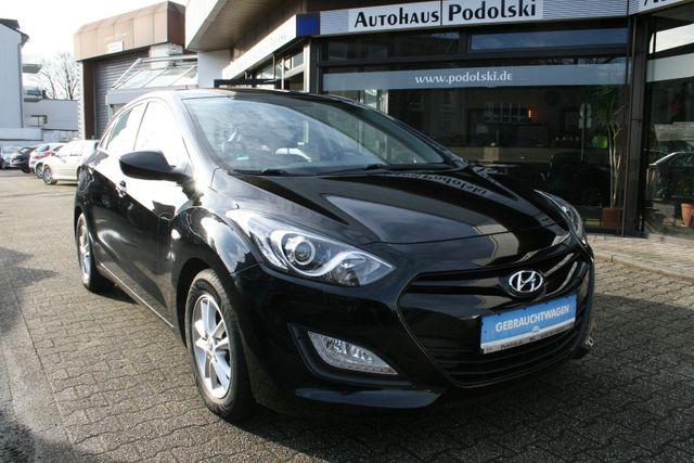 Hyundai i30 - FIFA World Cup Edition|Allwetterreifen|Tüv N