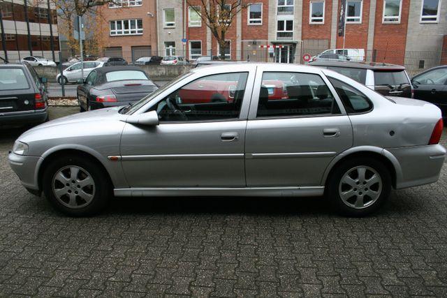 Opel Vectra 1.8 16V Elegance Autom.NUR Export,Händler 