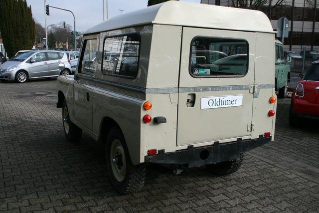 Land Rover Defender Santana 