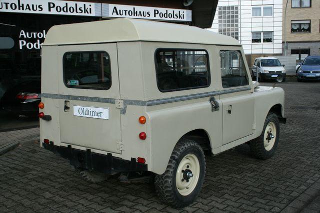 Land Rover Defender Santana 