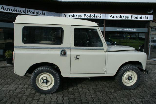 Land Rover Defender Santana 