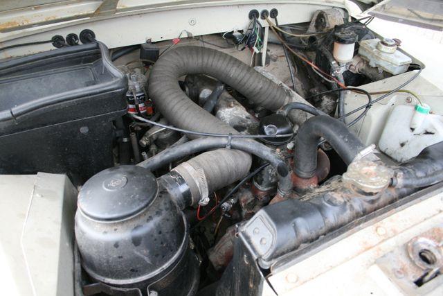 Land Rover Defender Santana 